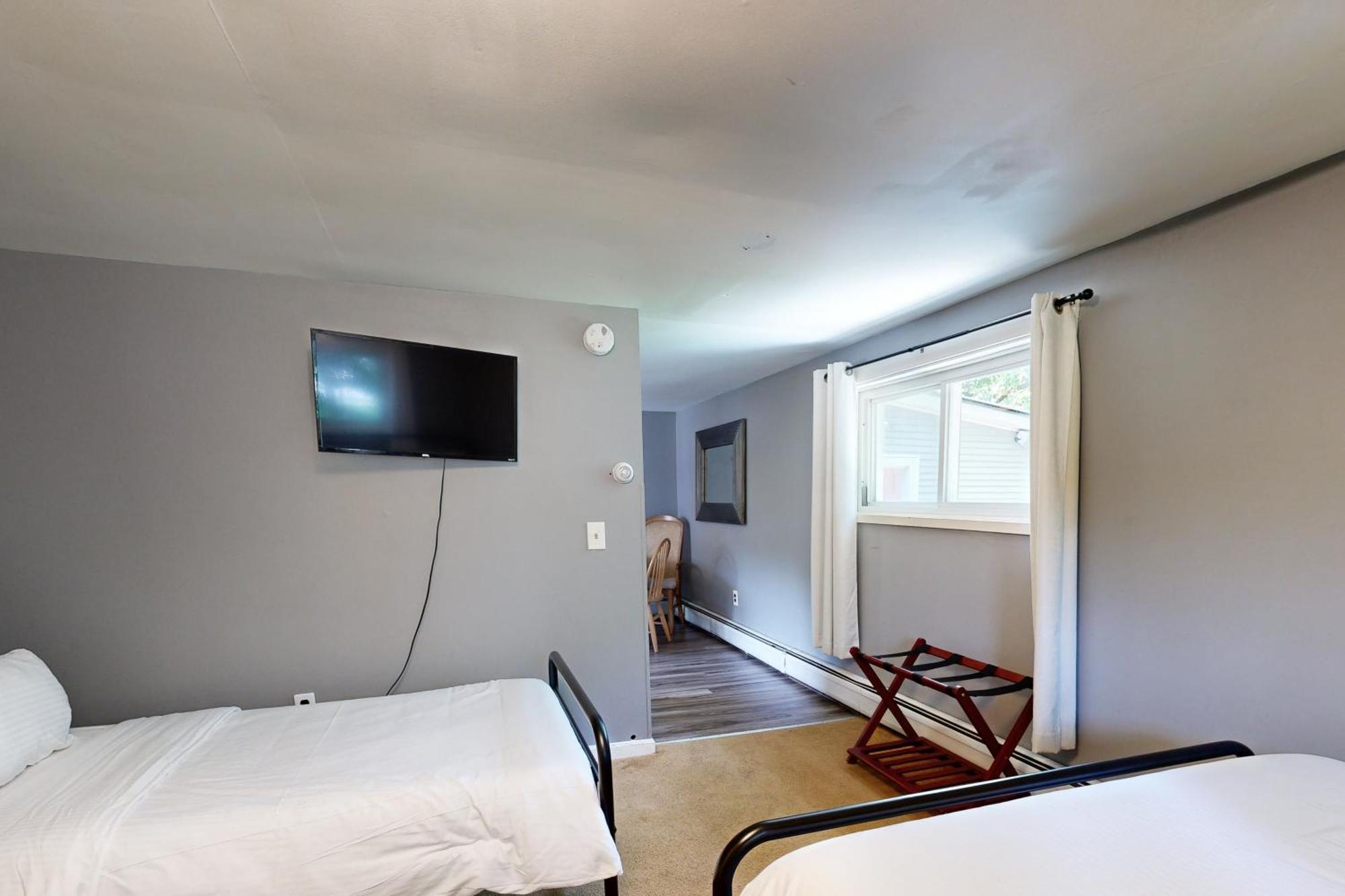 Vermont Farm Proctorsville Room photo